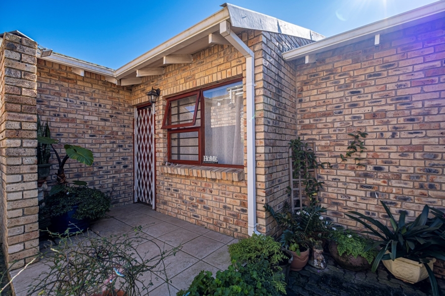 3 Bedroom Property for Sale in Glenroy Park Eastern Cape